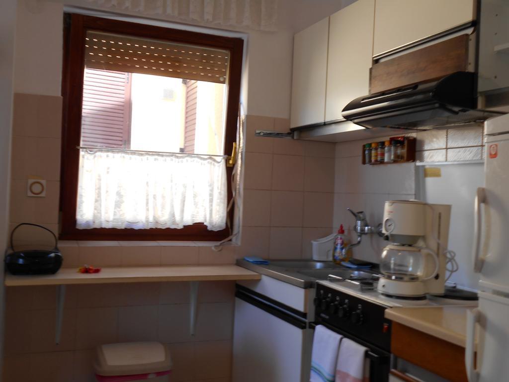 Apartments U Kapetana 푸나트 객실 사진
