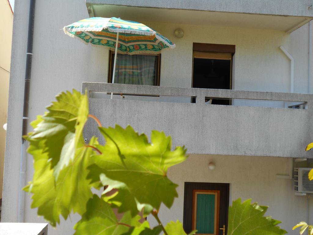 Apartments U Kapetana 푸나트 객실 사진